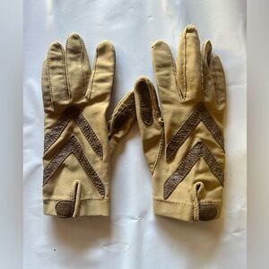 Vintage Tan and Brown Chevron Gloves